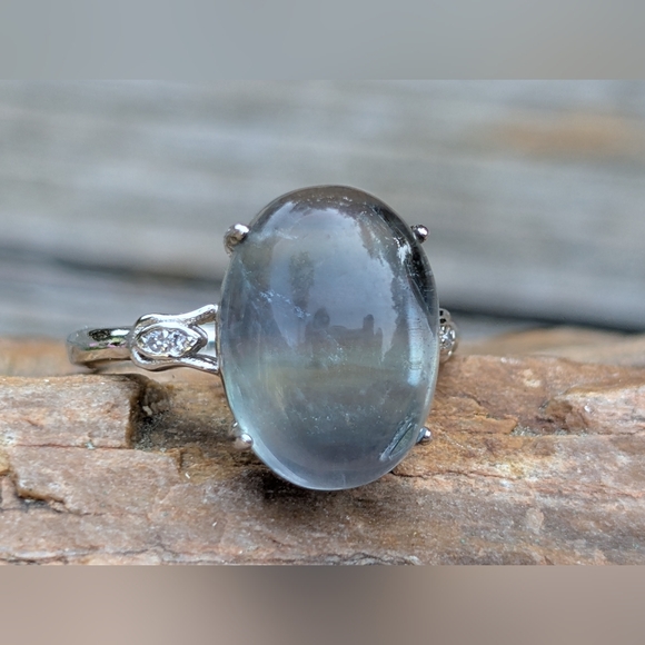 Gorgeous Rainbow Fluorite Gemstone Ring. Blue Ring Adjustable Size 8-10 - Picture 9 of 10